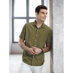 Men Pure Cotton Slim Fit Striped Short Sleeves Casual Shirt